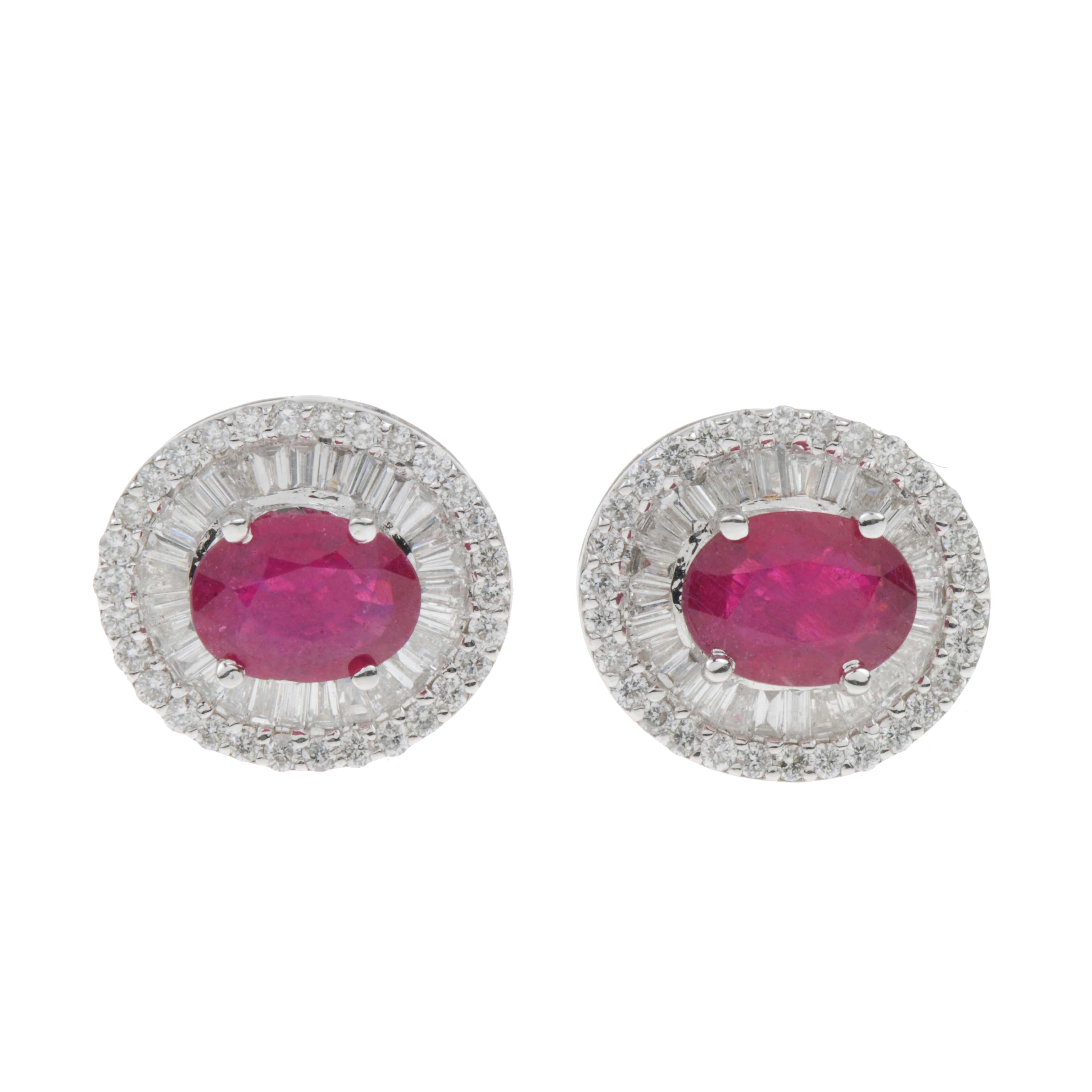 PENDIENTES ROSETÓN DE DIAMANTES Y RUBIES.