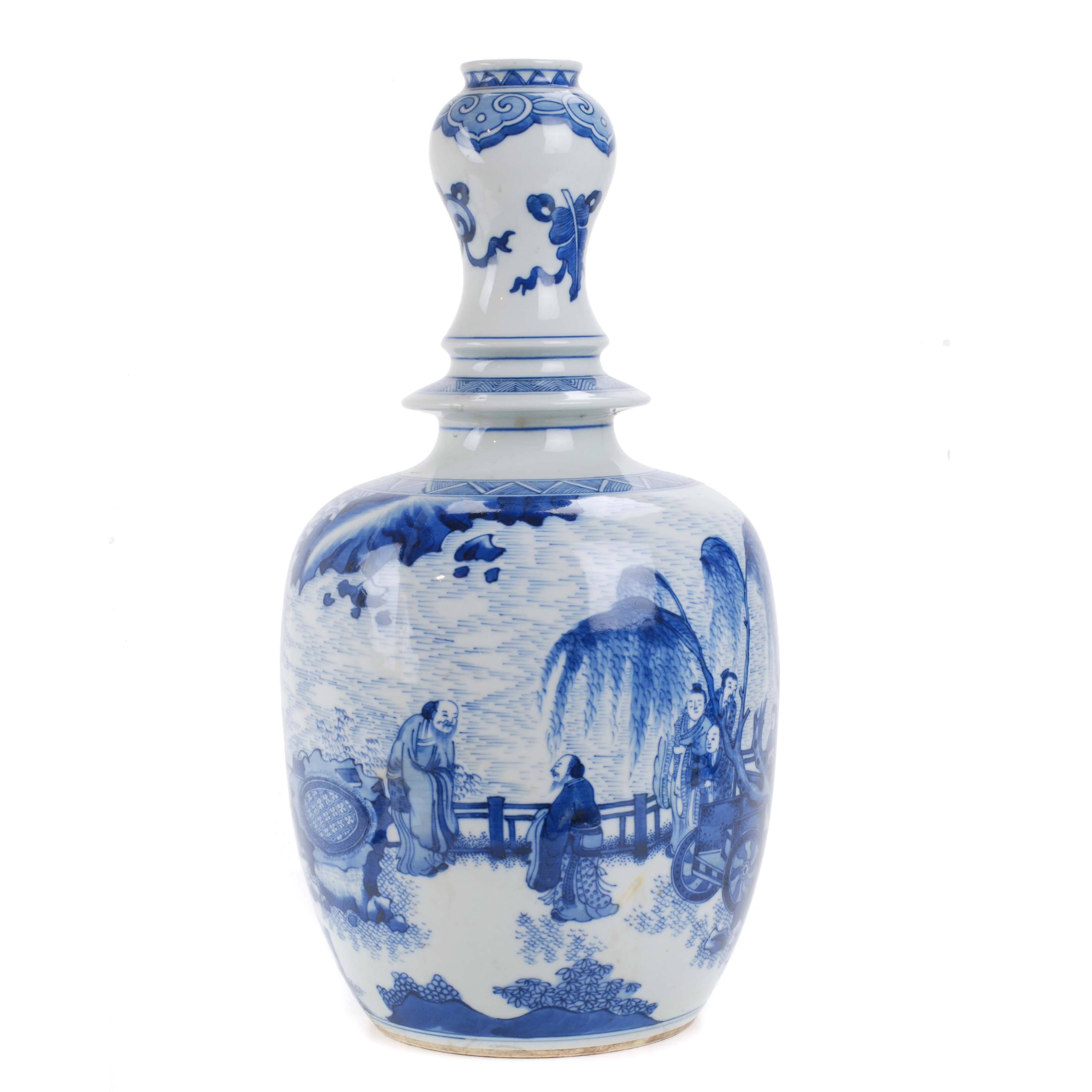 CHINESE PORCELAIN VASE IN BOTTLE FORM, 20TH CENTURY