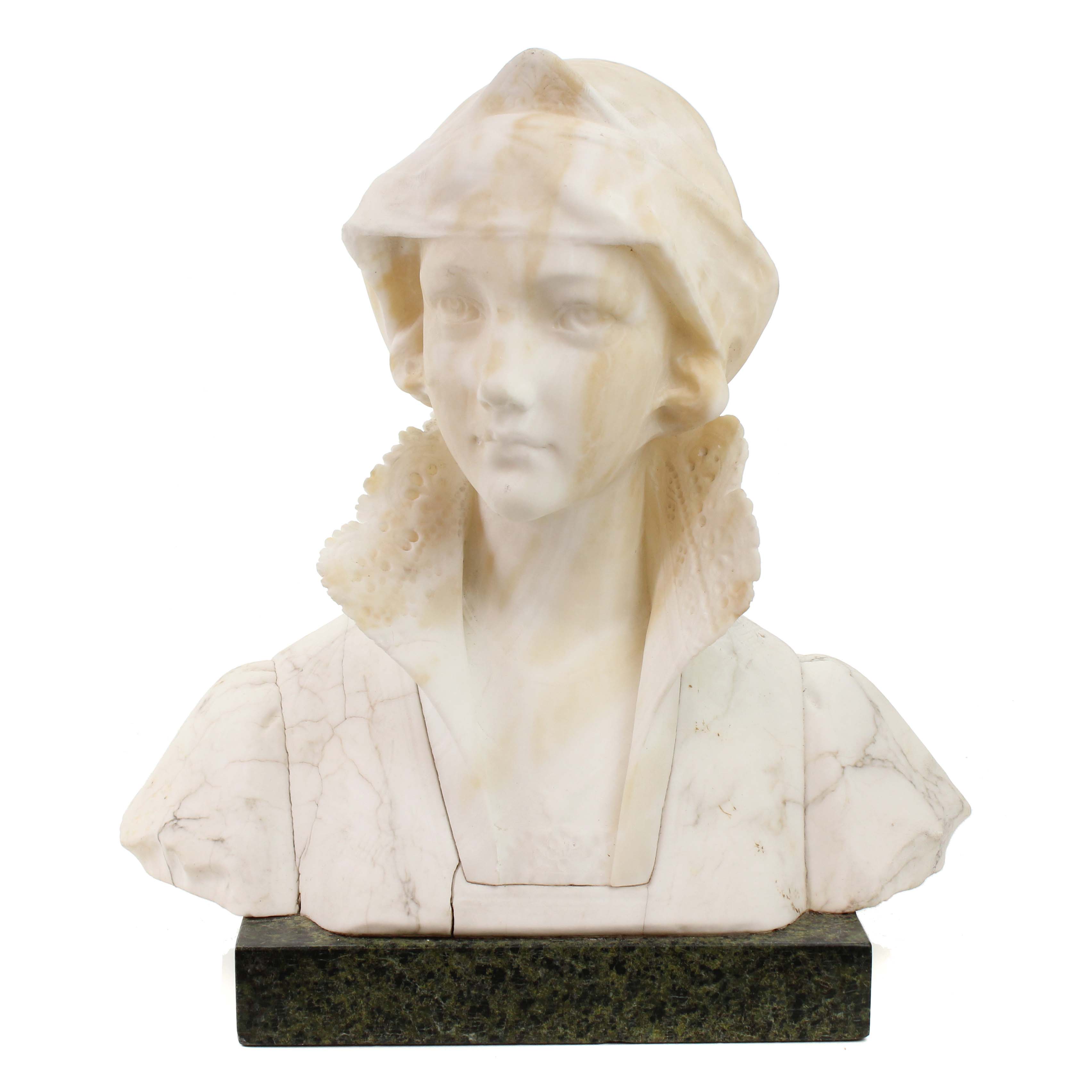 EUROPEAN SCHOOL, EARLY C20th. MODERNISTA BUST OF A LADY.