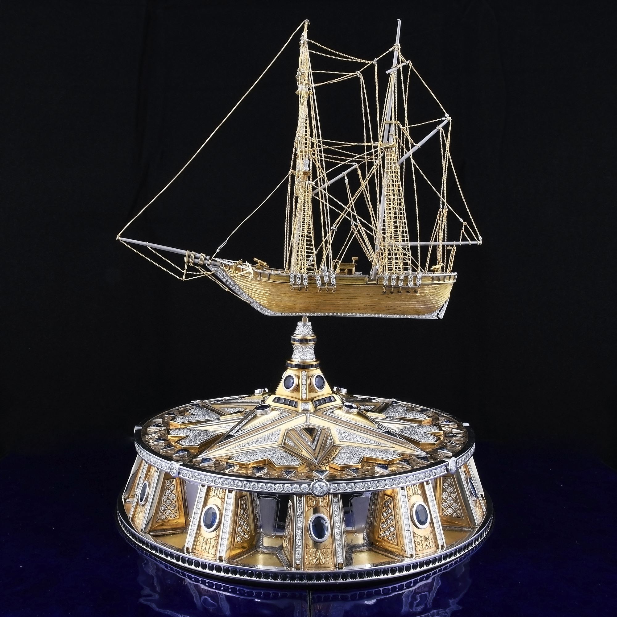 MODEL IN GOLD, DIAMONDS AND SAPPHIRES OF THE FRENCH SHIP "L