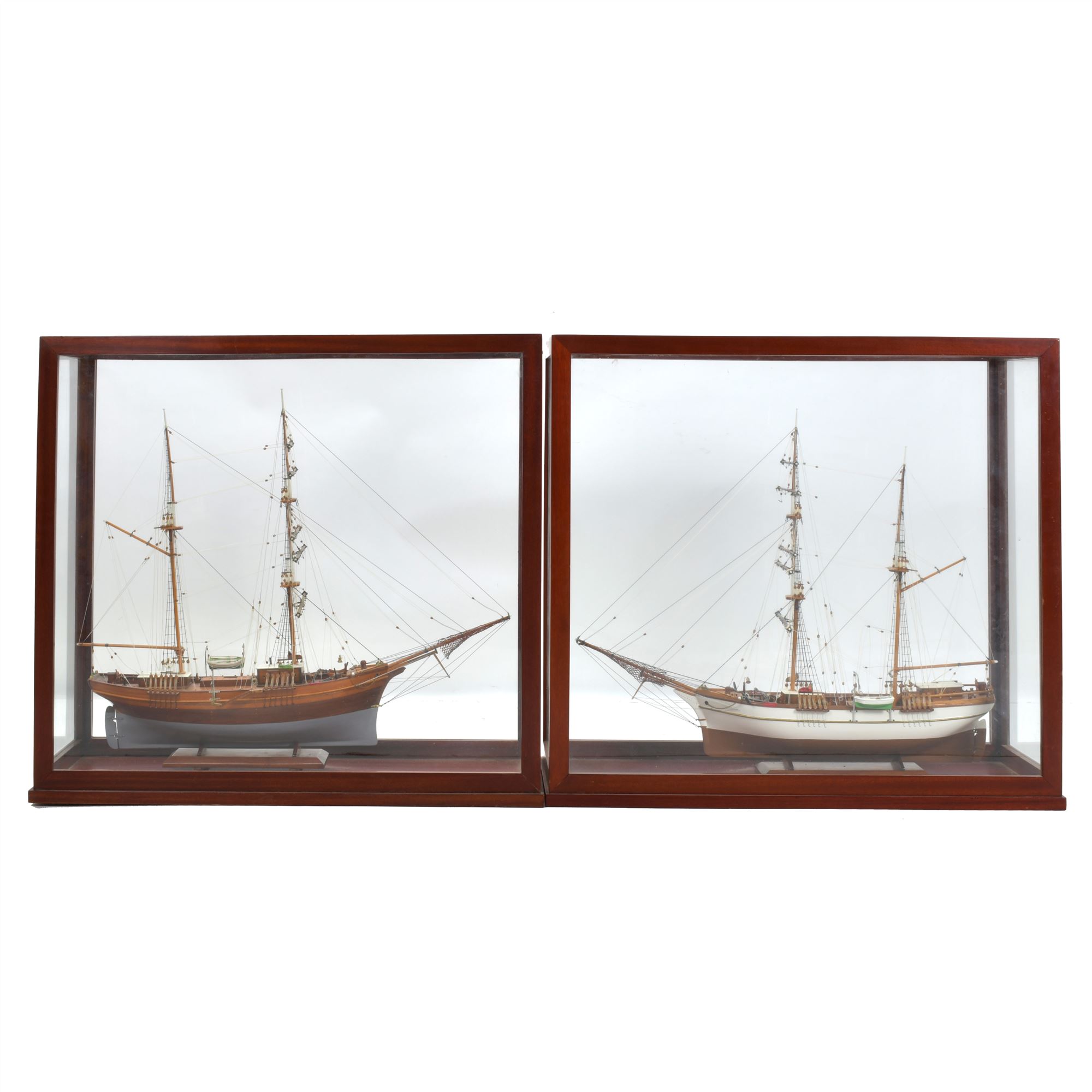 TWO SPANISH SHIP MODELS, 20TH CENTURY.