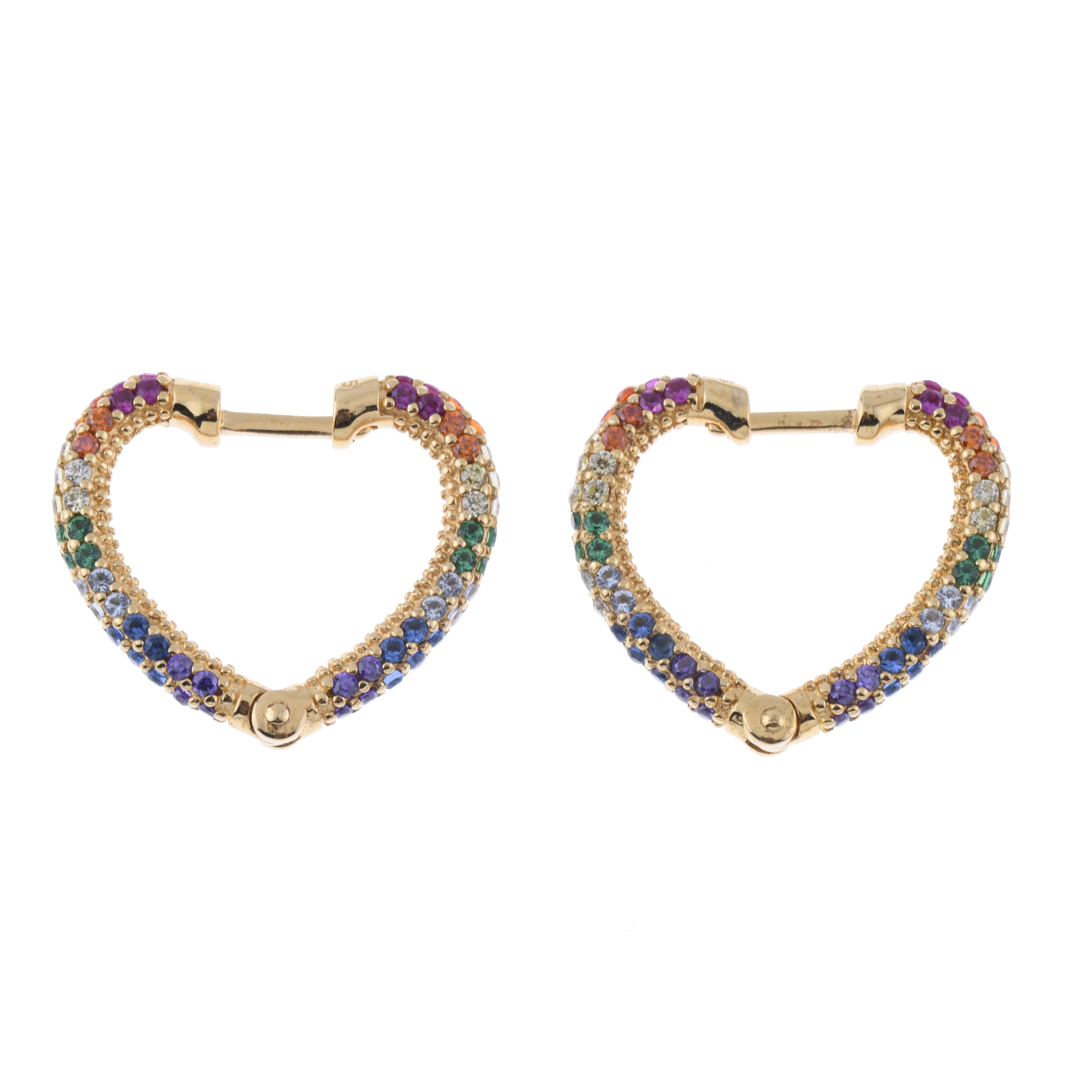 PENDIENTES ARETES EN FORMA CORAZÓN CON PEDRERÍA.