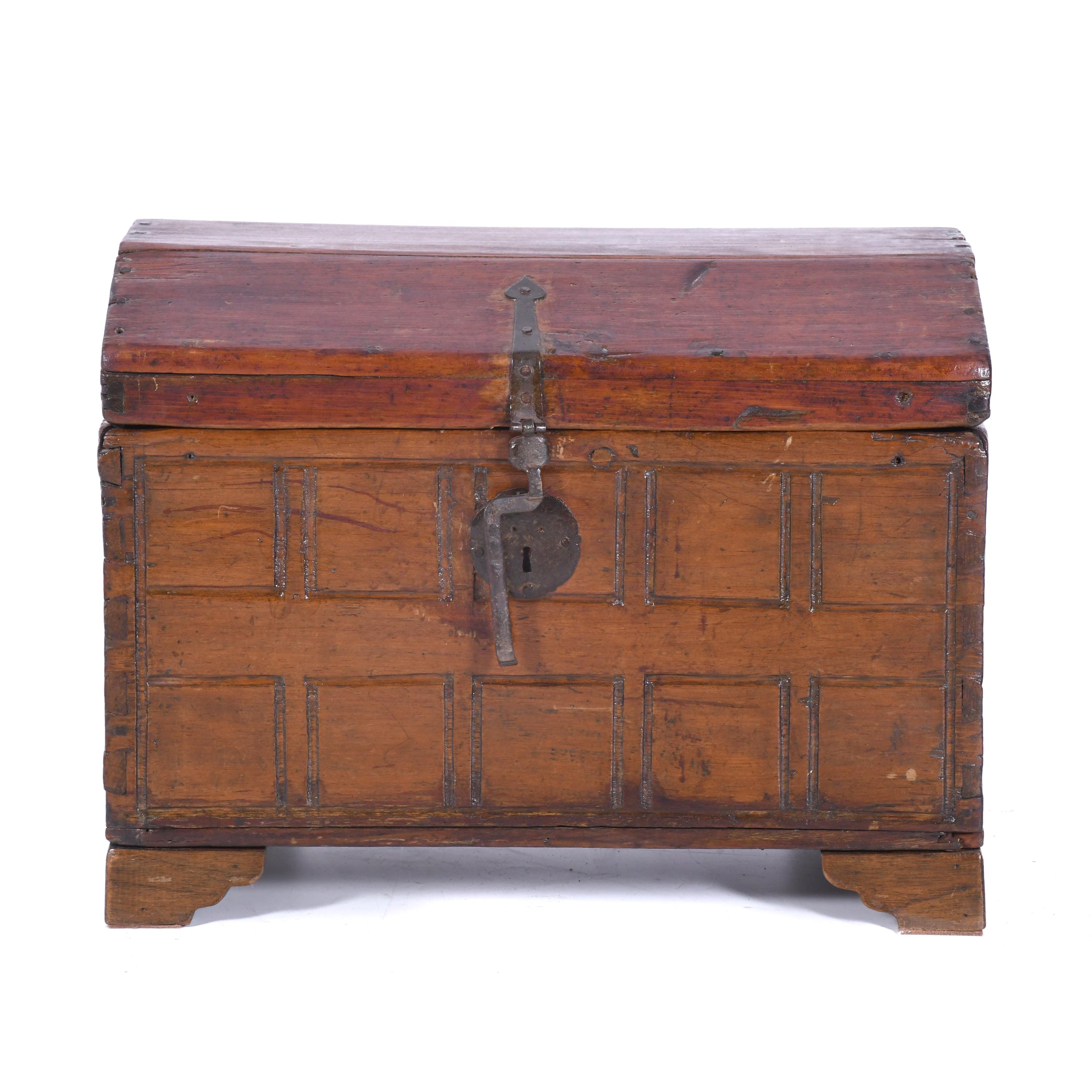 CHEST, PROBABLY EARLY 18TH CENTURY. 