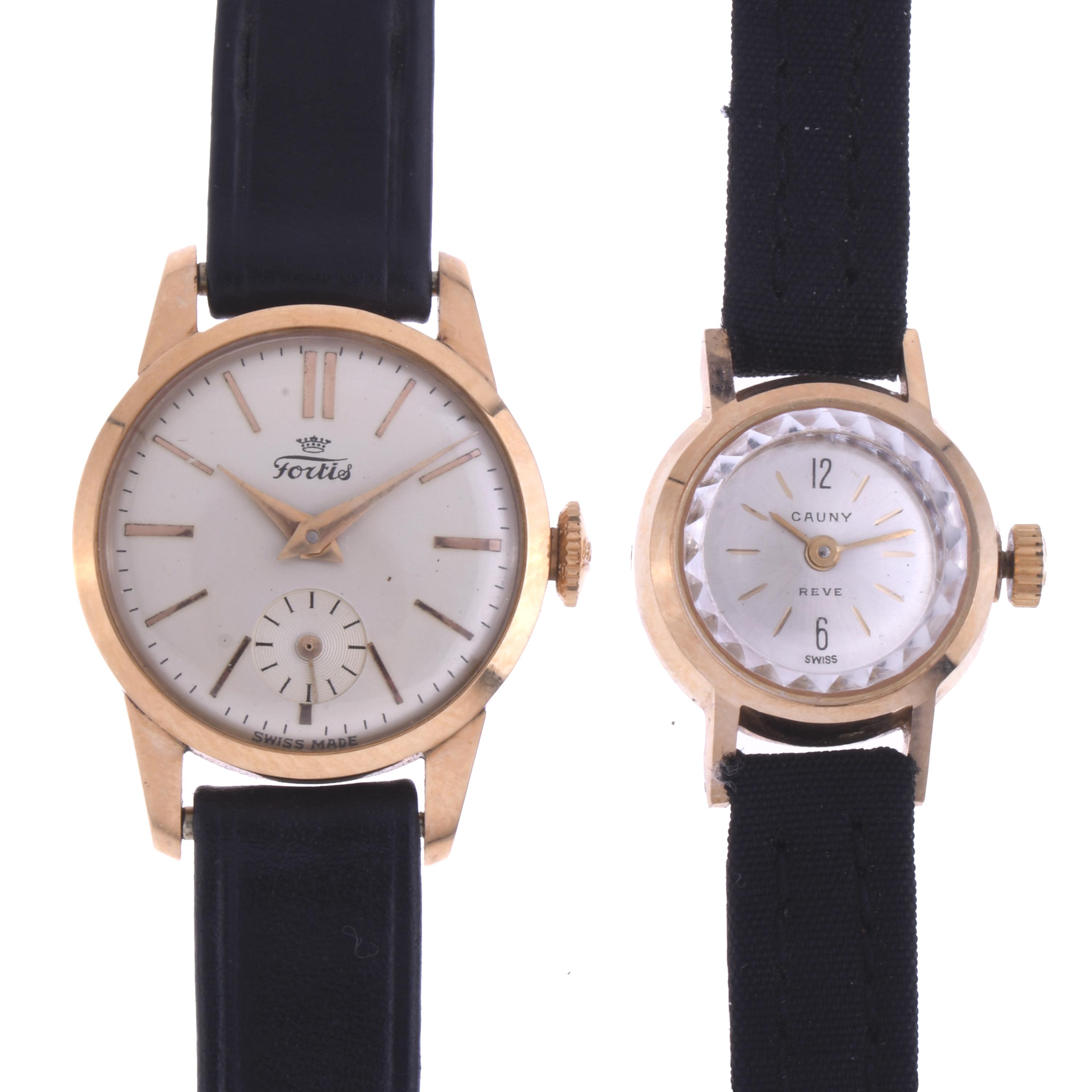 TWO WOMEN&#39;S WRISTWATCHES.