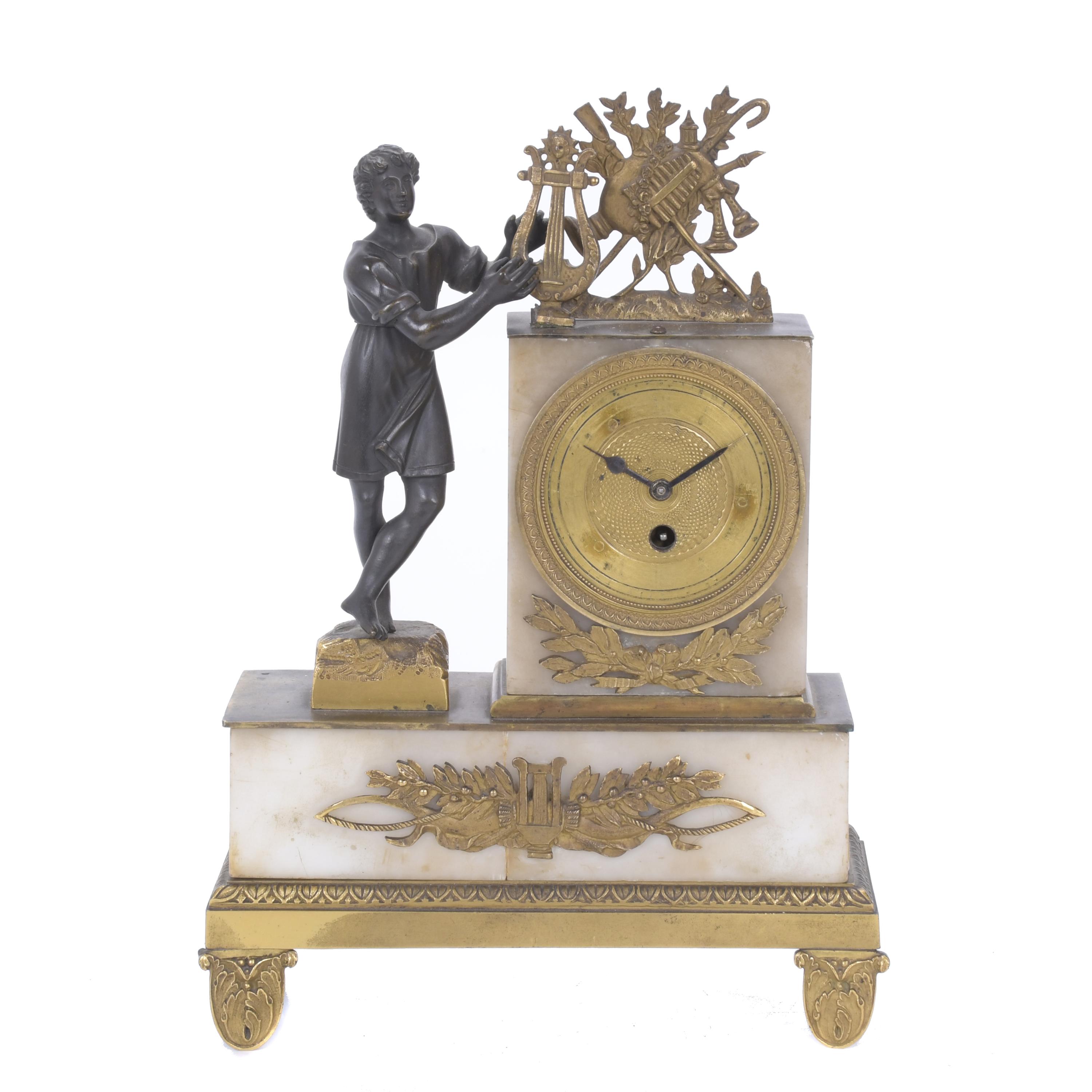 EMPIRE TABLE CLOCK WITH ALLEGORY OF MUSIC, S. XIX.