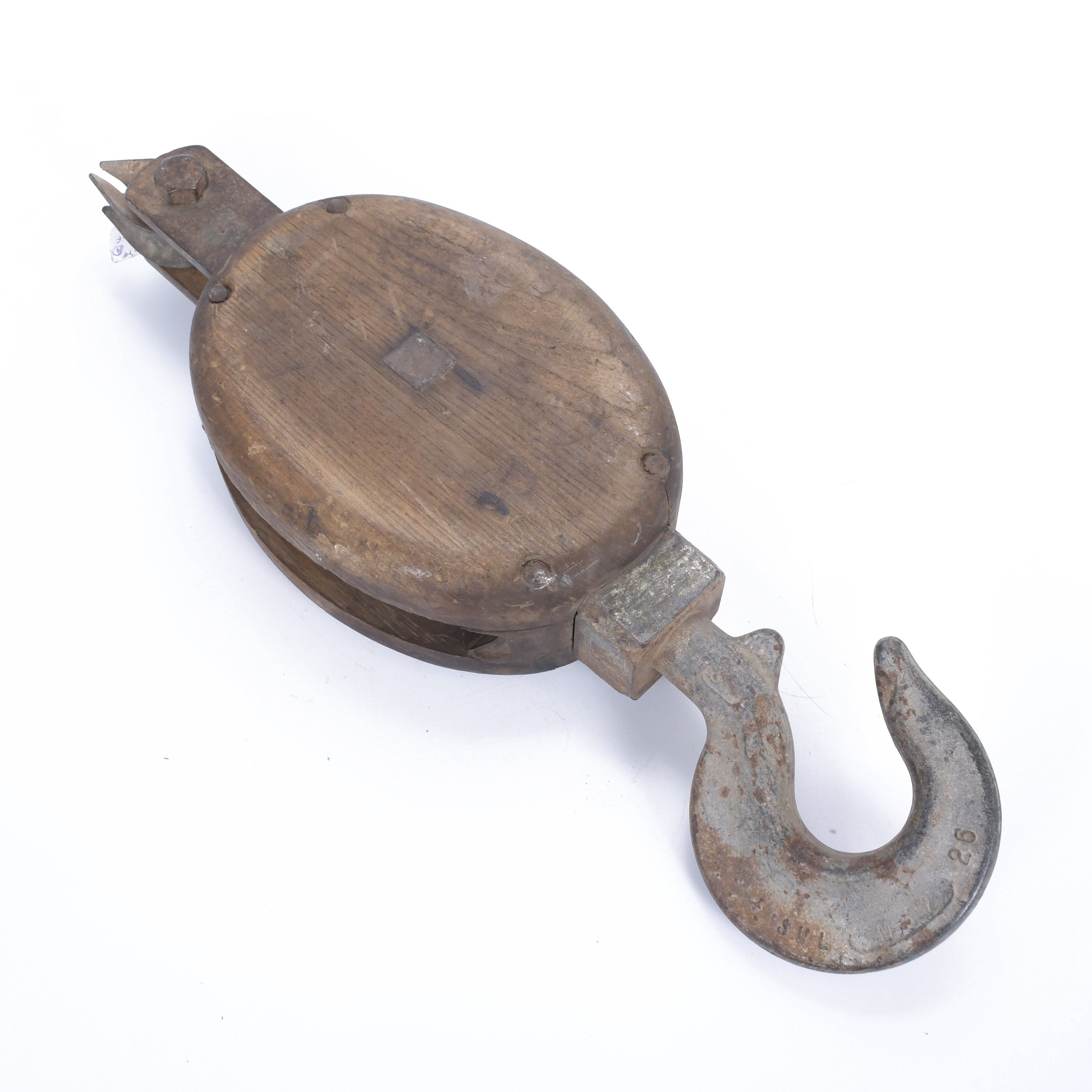 SHIP&#39;S PULLEY FOR A ROPE WITH HOOK, 20TH CENTURY. 