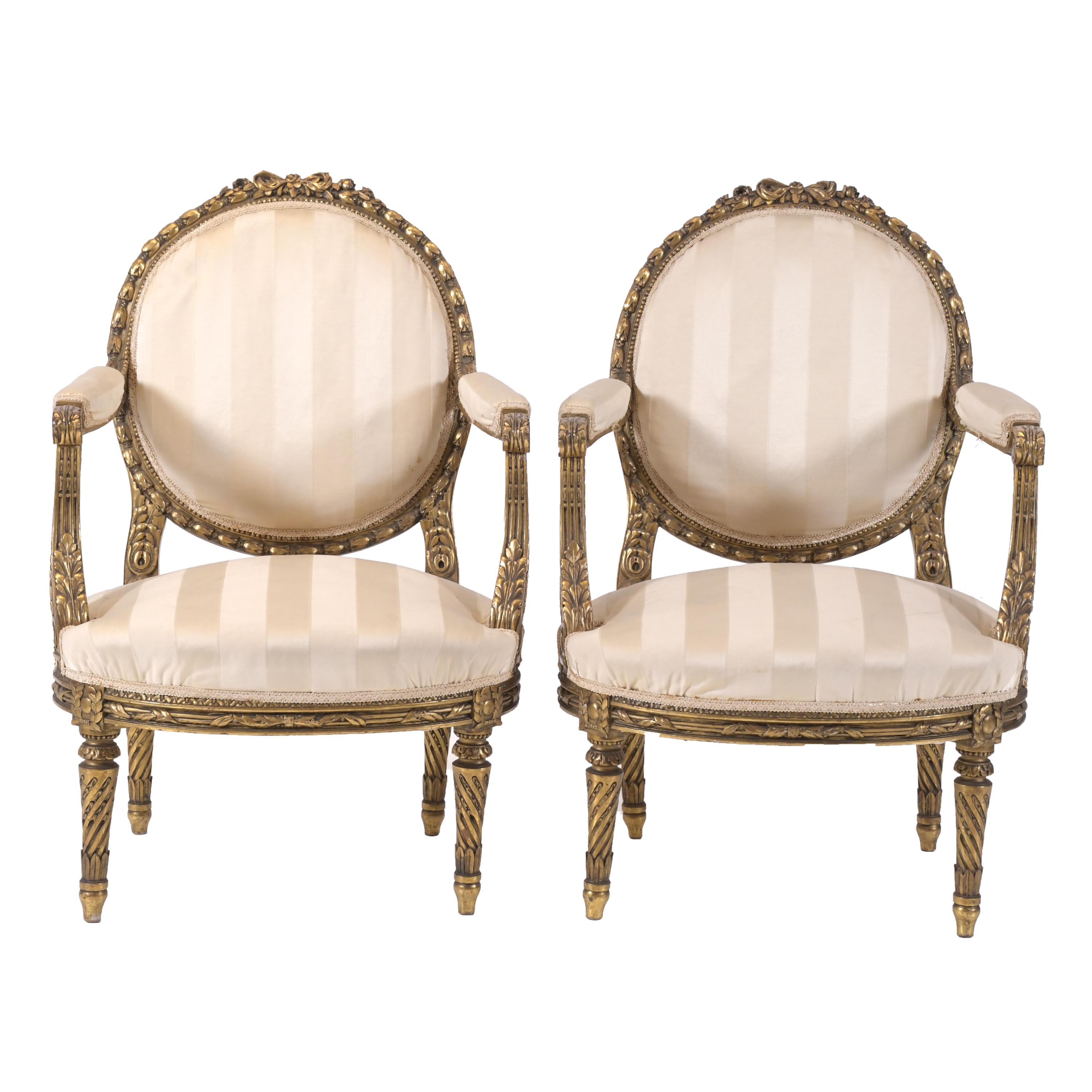 PAIR OF LOUIS XVI STYLE ARMCHAIRS, 20TH CENTURY. 