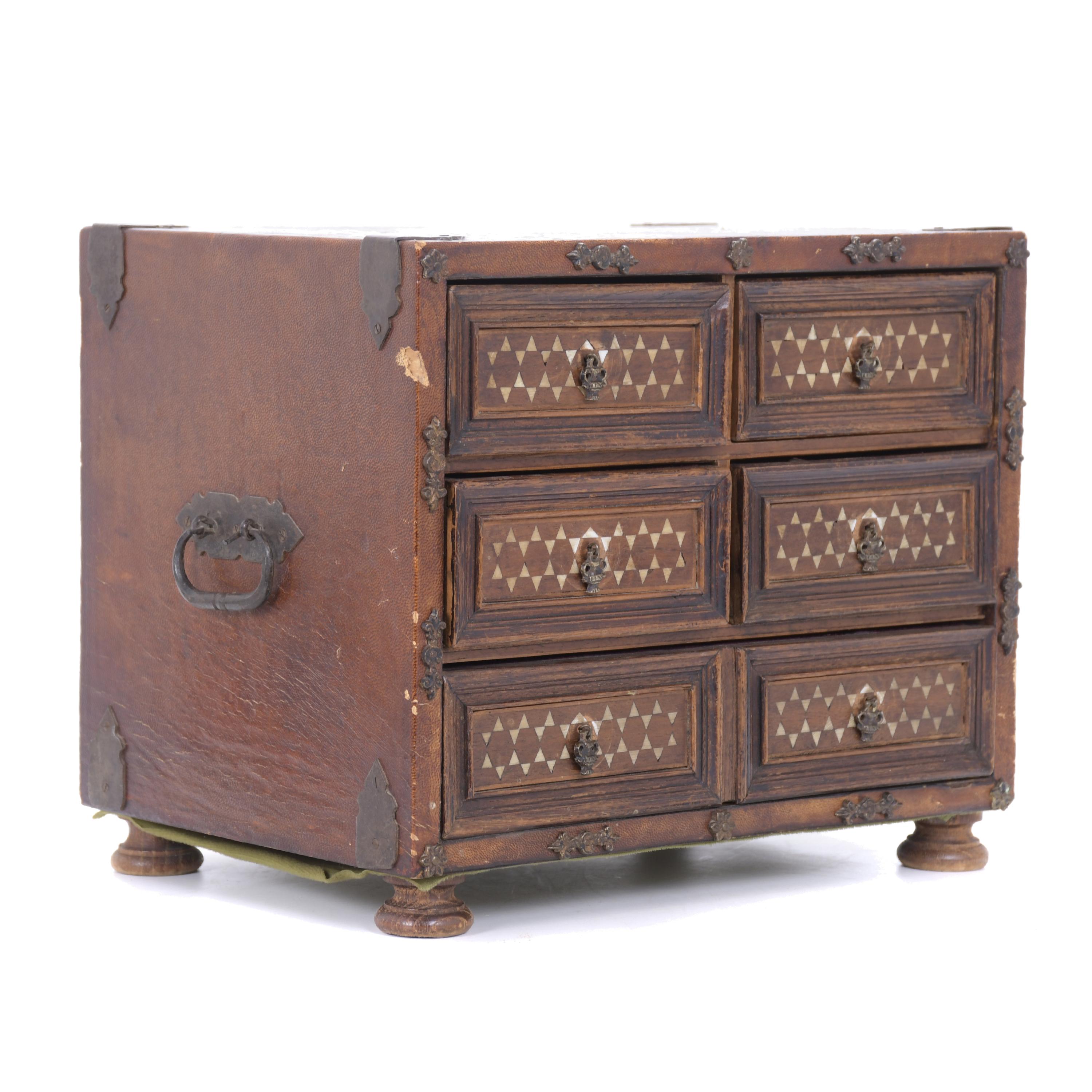 PAPER CHEST, 19TH CENTURY.