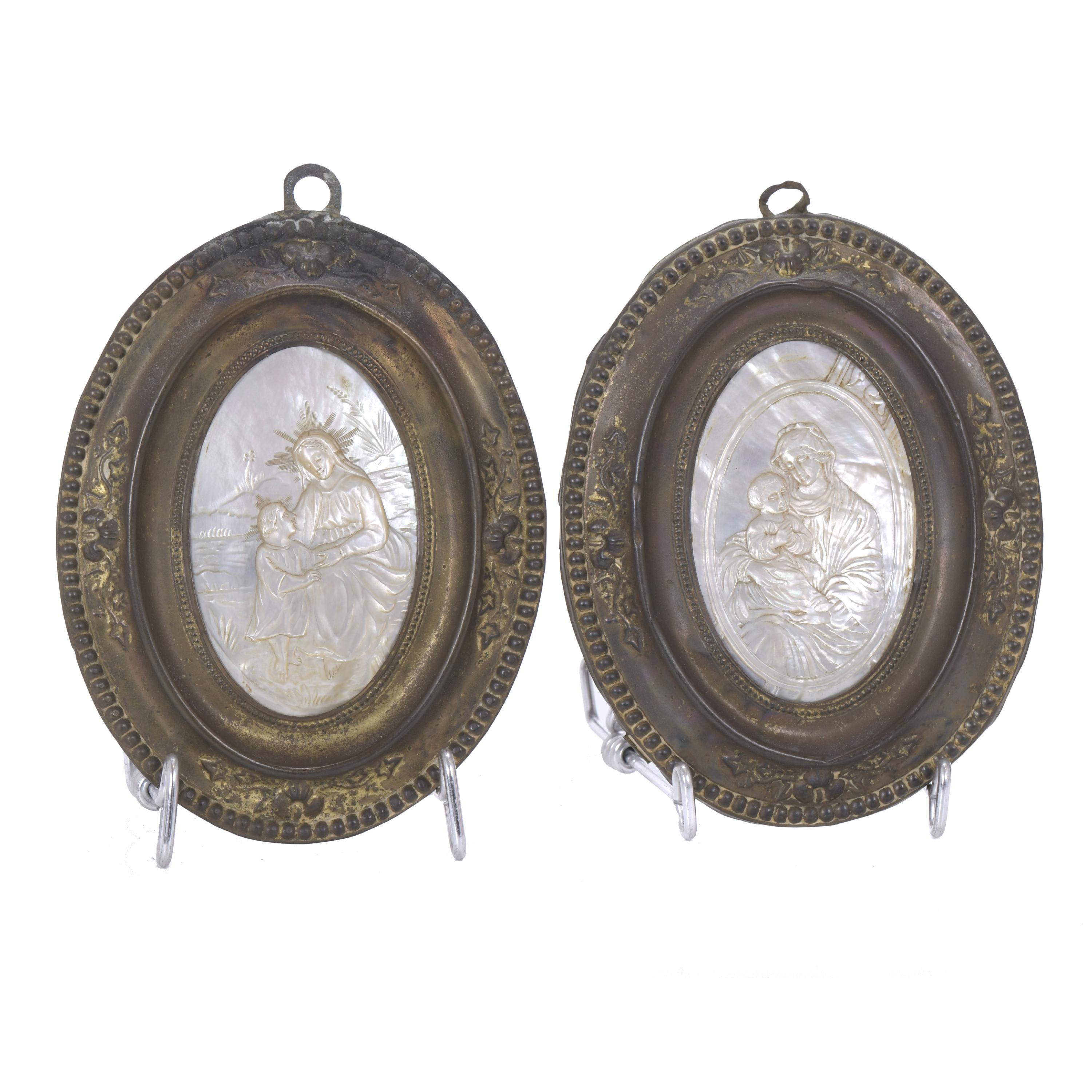 PAIR OF MOTHER-OF-PEARL PLAQUES, 20TH CENTURY.