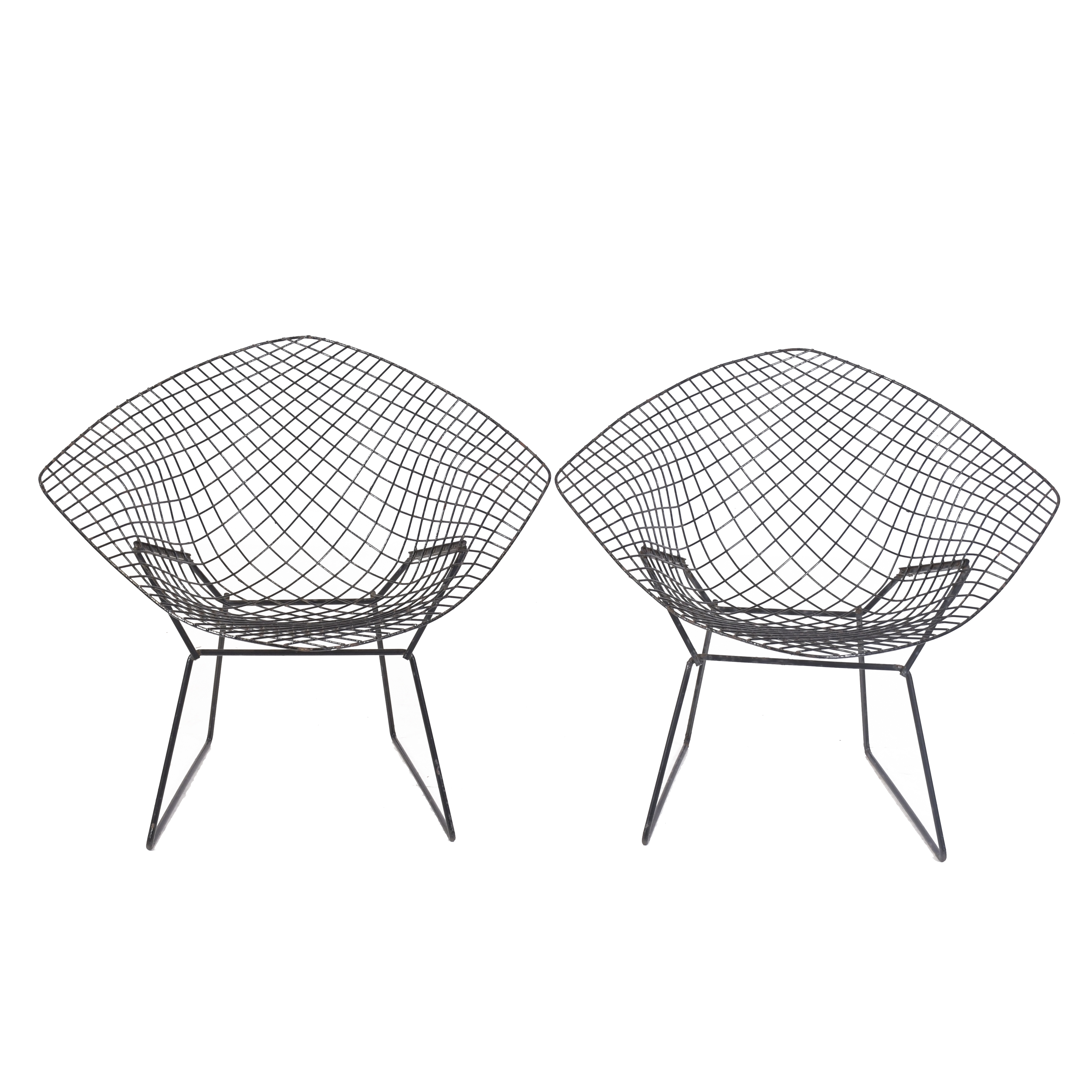 HARRY BERTOIA (1915-1978) PAIR OF ‘DIAMOND’ ARMCHAIRS, DESI