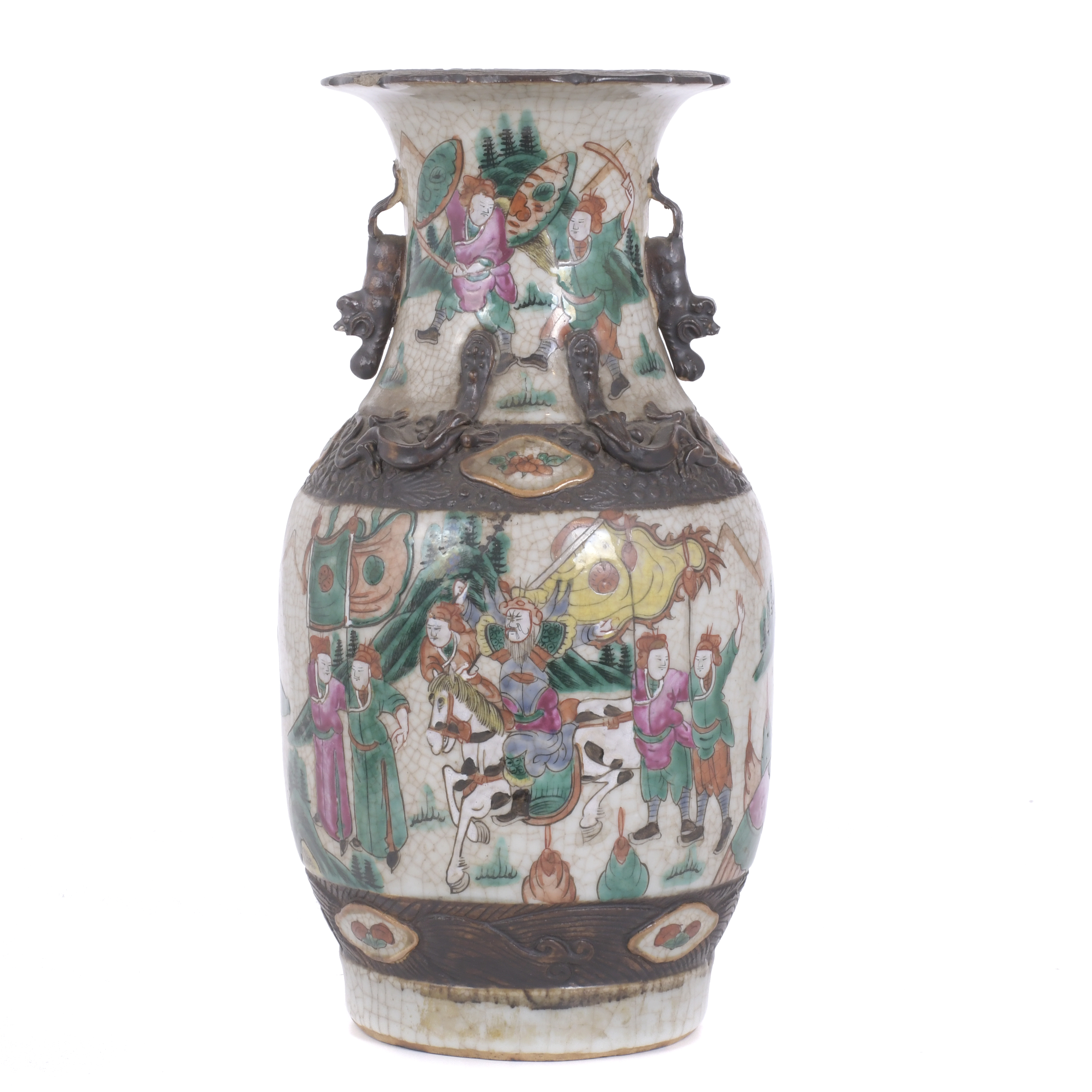 CHINESE NANJING PORCELAIN VASE, MID 20TH CENTURY.