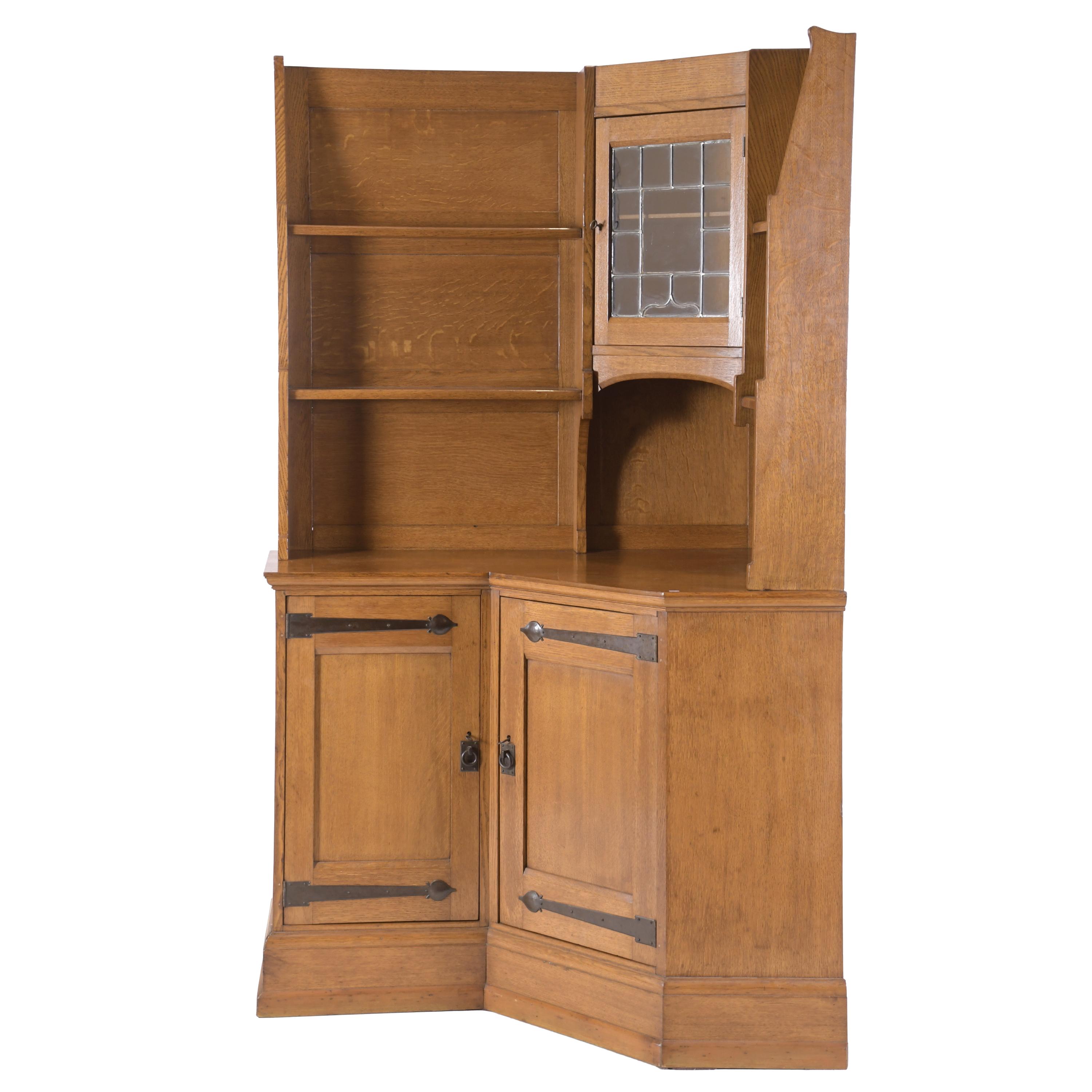 ARTS & CRAFTS CORNER CABINET, LATE 19TH - EARLY 20TH CENTUR