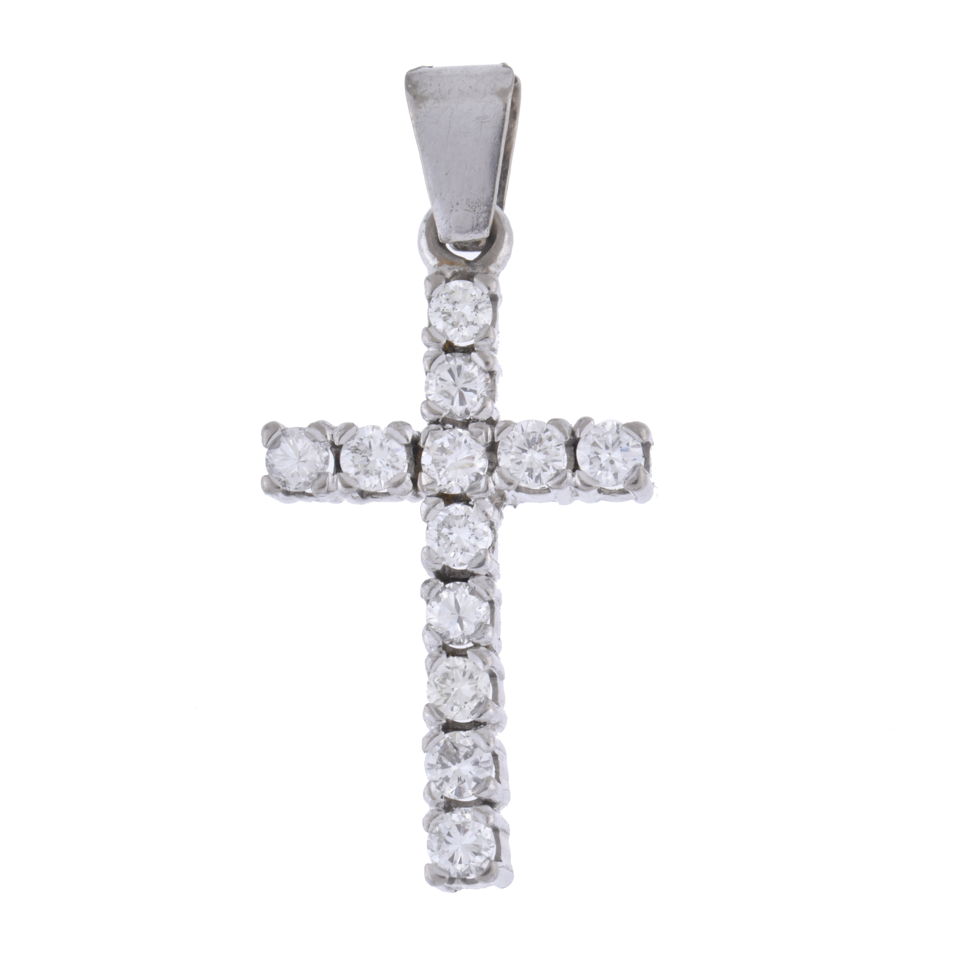 Cruz colgante con diamantes.