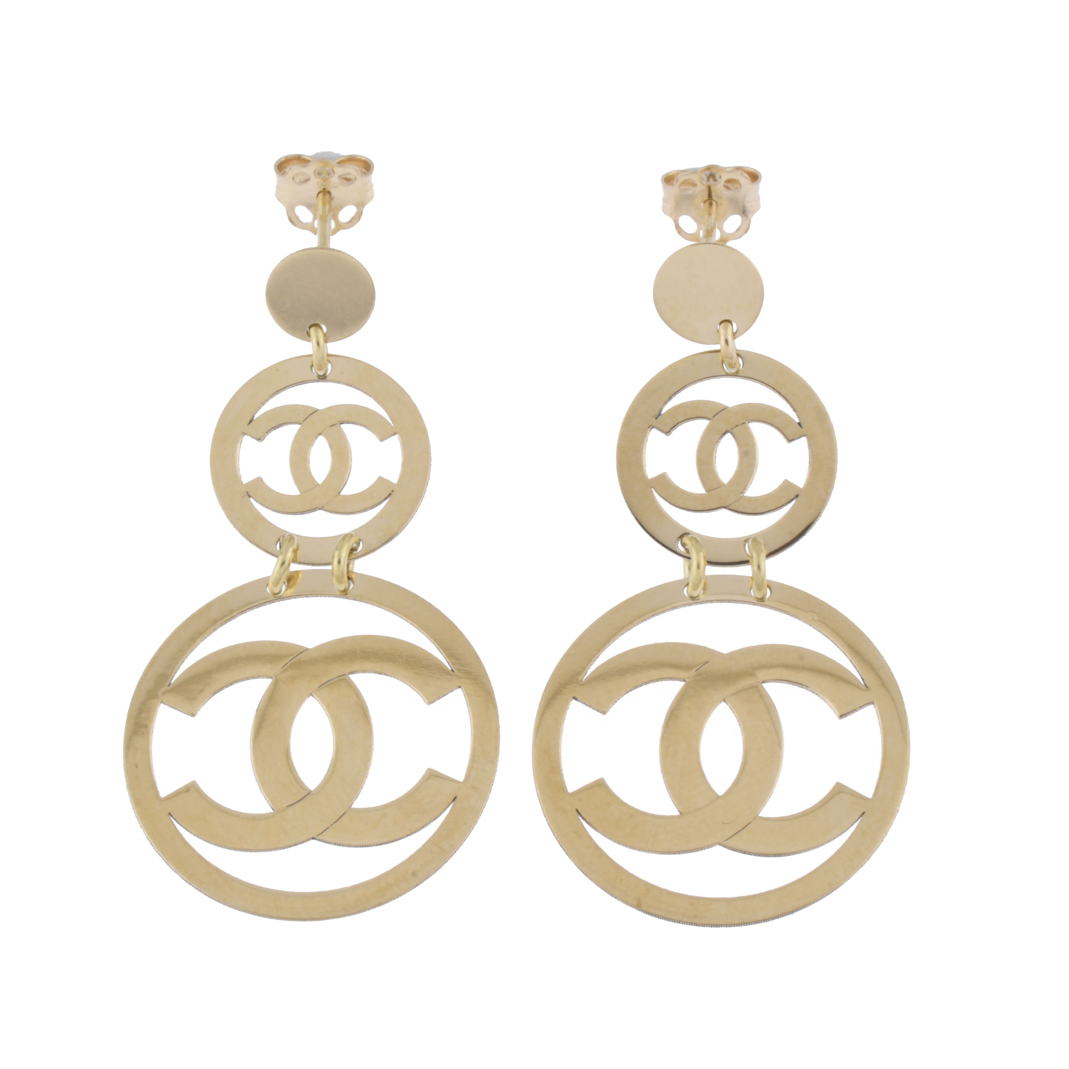 Siguiendo modelos de CHANEL, pendientes colgantes.