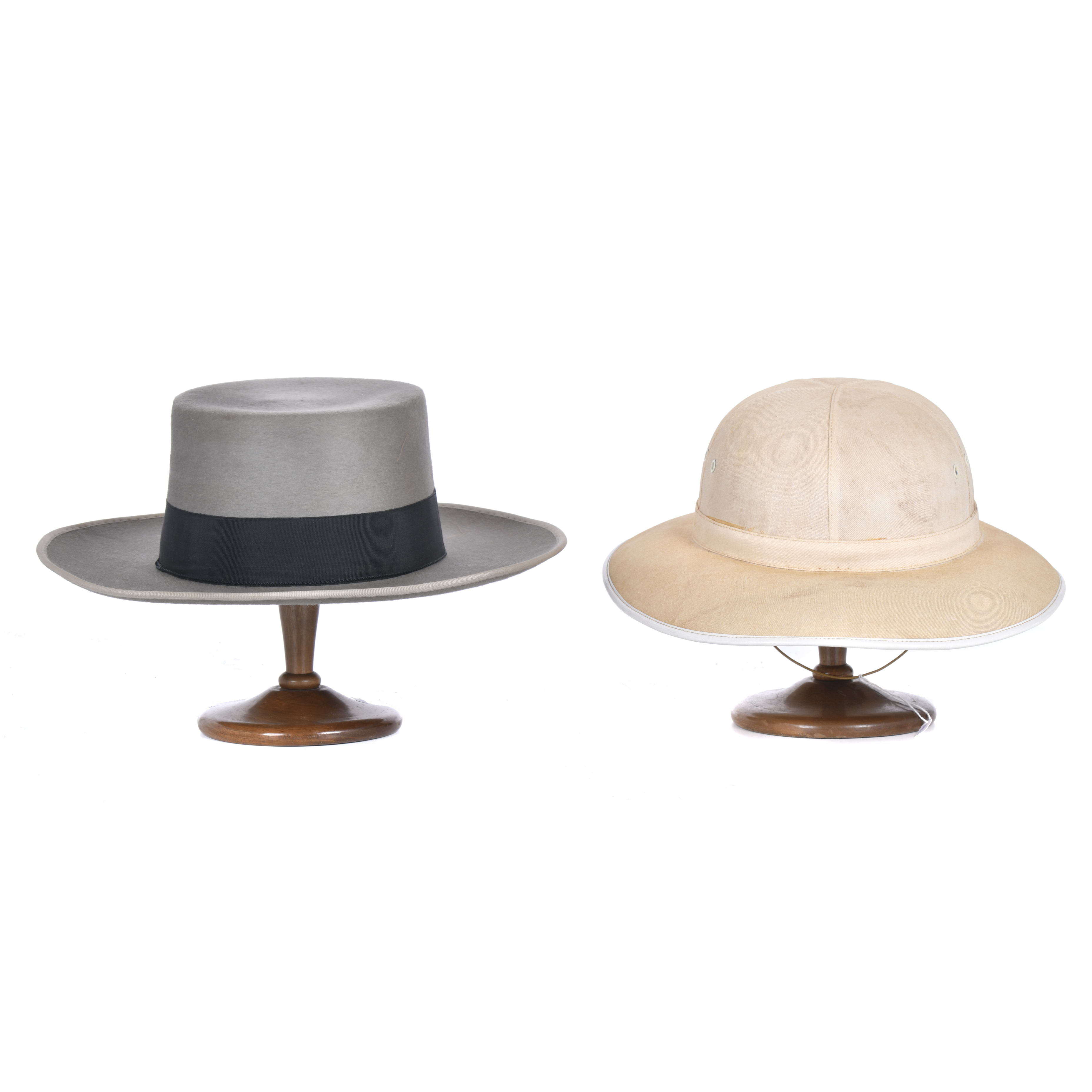 Set of two men&#39;s hats, 20th century.