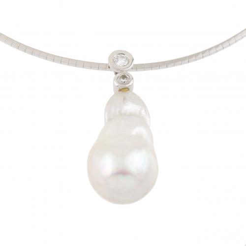 NECKLACE WITH AUSTRALIAN BAROQUE PEARL AND DIAMONDS