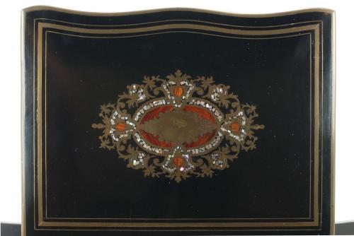 CAJA LICORERA FRANCESA NAPOLEÓN III, CIRCA 1860