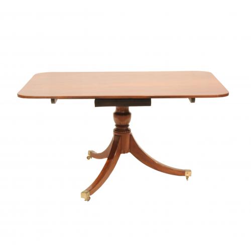 MESA DE COMEDOR ESTILO REGENCIA, MEDIADOS SIGLO XX