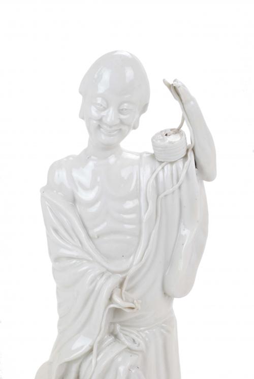 CHINESE PORCELAIN BLANC DE CHINE, DEHUA STATUE OF IMMORTAL