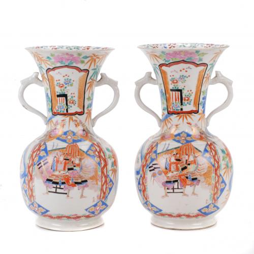 Ceramic vases with popular decoration, with marks on the base and signed on the frontal31x16 cm