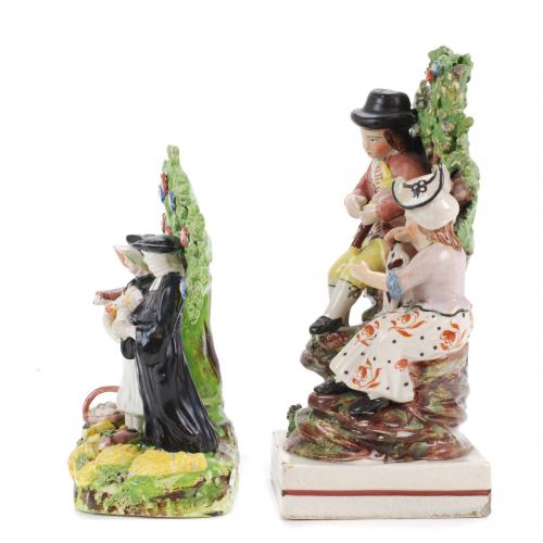 DOS FIGURAS INGLESAS DE STAFFORDSHIRE, FINALES SIGLO XIX- P