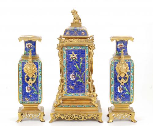 ENGLISH SET WITH CLOCKS AND COUPLE OF VASES, EARLY 20TH CEN