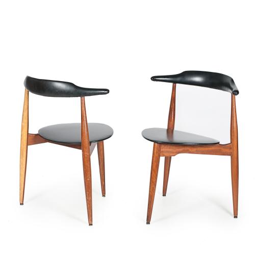 AFTER MODELS OF HANS J. WEGNER (1914-2007) FOR FRITZ HANSEN. PAIR OF "HEART" CHAIRS.