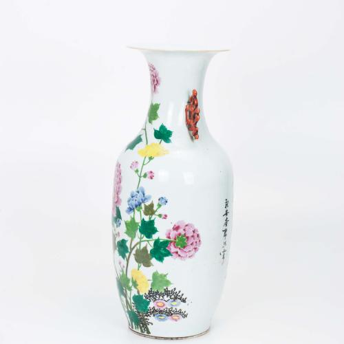 CHINESE VASE, FIRST QUARTER C20th.