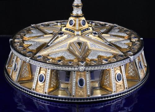 MODEL IN GOLD, DIAMONDS AND SAPPHIRES OF THE FRENCH SHIP "L