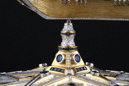 MODEL IN GOLD, DIAMONDS AND SAPPHIRES OF THE FRENCH SHIP "L