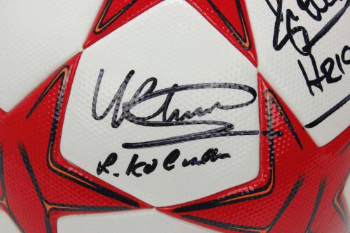 OFFICIAL MATCH BALL SIGNED BY TWO FORMER BARÇA PLAYER SIN T