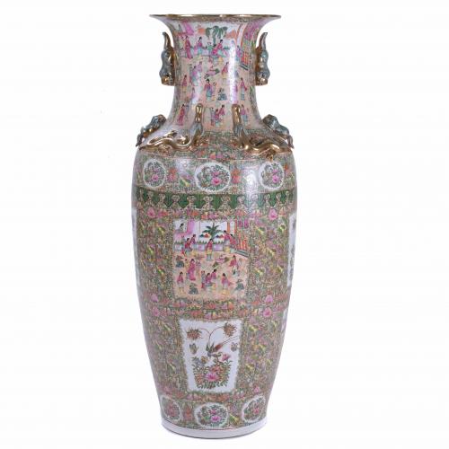 LARGE CHINESE VASE, FIRST HALF OF THE 20TH CENTURY.