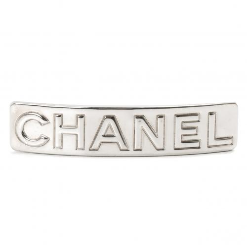 CHANEL. HAIR CLIP.