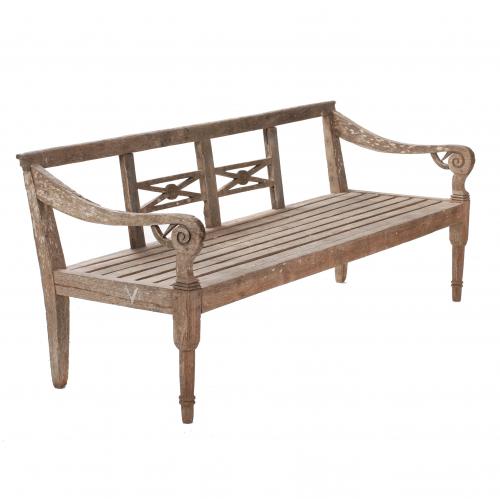 SPANISH BENCH, 20TH CENTURY. 