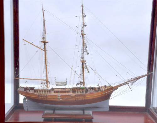 TWO SPANISH SHIP MODELS, 20TH CENTURY.