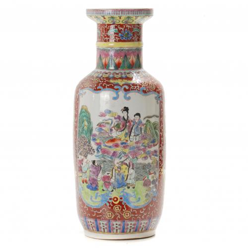 CHINESE VASE, MID 20TH CENTURY,