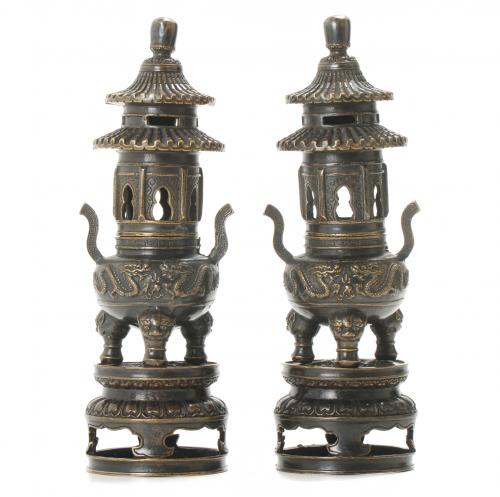 PAIR OF CHINESE CENSERS IN THE SHAPE OF PAGODAS, MID 20TH CENTURY.