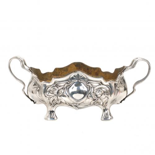 ART NOUVEAU PLANTER, EARLY 20TH CENTURY.