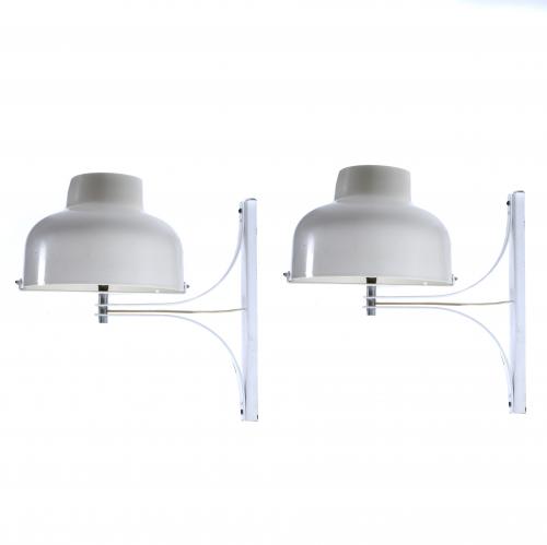 MIGUEL MILÀ (1931) PAIR OF WALL LAMPS, MODEL MAX BILL OR M64, 1960's.