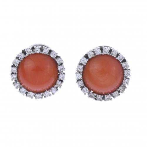 PENDIENTES EN ORO BLANCO CON CORAL Y DIAMANTES.