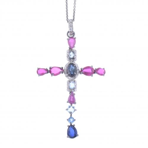 NECKLACE WITH CROSS PENDANT IN SILVER WITH DIAMONDS.