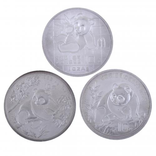 TRES MONEDAS EN PLATA PURA.