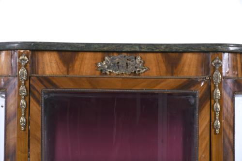 FRENCH TRANSITION-STYLE DISPLAY CABINET, MID 20TH CENTURY.