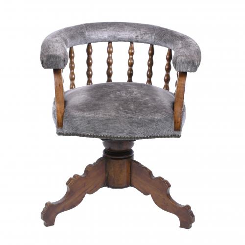 SWIVEL OFFICE CHAIR, EARLY 20TH CENTURY.