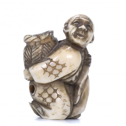 ESCUELA JAPONESA. PERÍODO MEIJI, SIGLO XIX. NETSUKE.