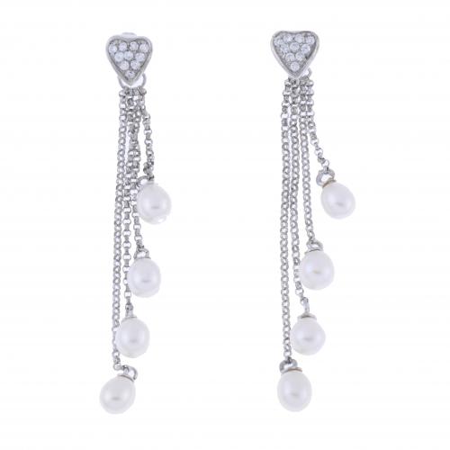 LONG EARRINGS WITH PEARLS CASCADE.