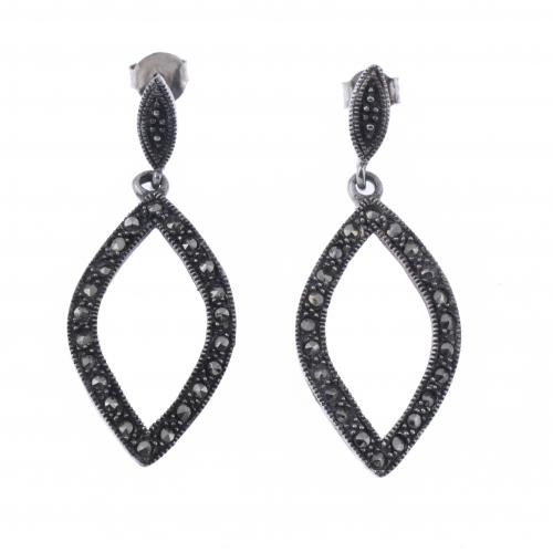 LONG EARRINGS WITH MARCASITES.