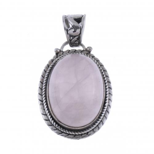 PENDANT WITH ROSE QUARTZ.