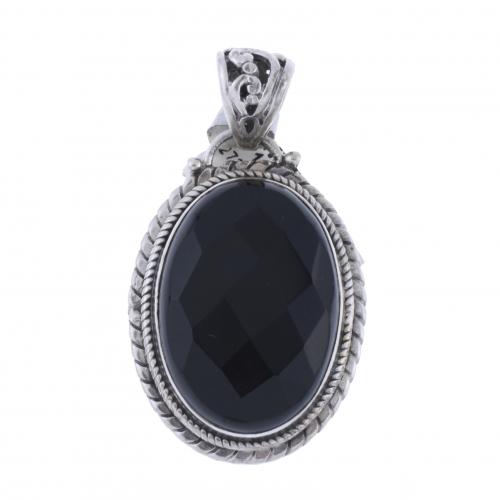 PENDANT WITH ONYX.