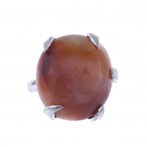 RING WITH AGATE.